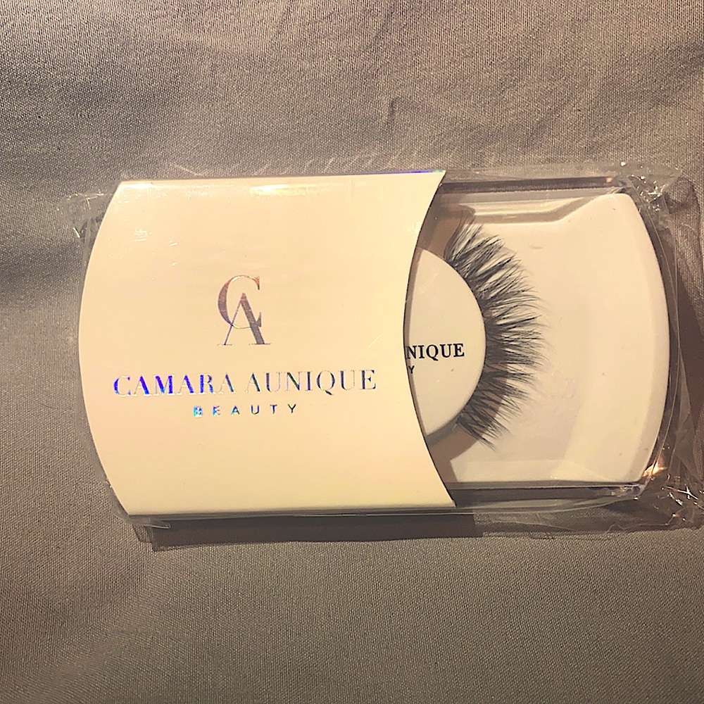 Camara Aunique Beauty Lashes, Single Pair